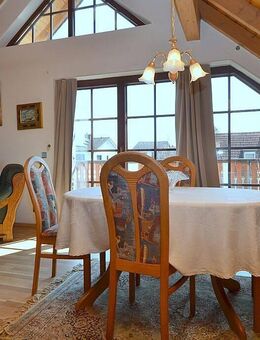 Große möblierte 3-Zimmer Wohnung mit Balkon in Ginsheim - Ginsheim-Gustavsburg