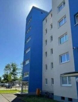 EUR 500,-/Mon. Rendite, 3,5-Zim-ETW m. gr. Balkon/Loggia, Pkw-Stellplatz, in zentr. Lage in Bergheim KP.: 139.800,-. - Bergheim (Nordrhein-Westfalen)