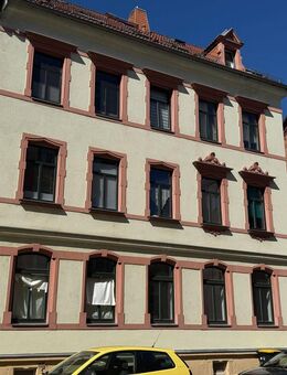 vermietete 2-RWE in gepflegtem MFH - Zwickau