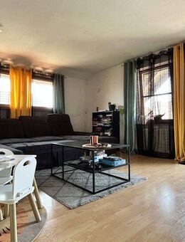 Sorry...leider reserviert. TOP-Preis. 4 Zimmer auf 91?m². Gut vermietet. Mit eigener Garage. - Emmingen-Liptingen