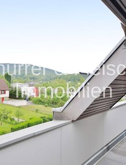 Sonnendurchflutete 3-Zimmer-Dachgeschosswohnung mit traumhafter Dachterrasse und Balkon - Baden-Baden