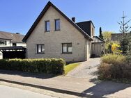 Kernsaniertes 170 qm Einfamilienhaus mit Doppel-Carport - Hiddenhausen