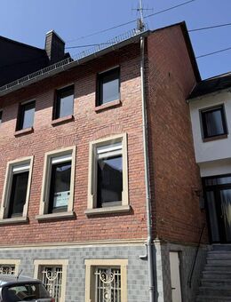 Neuer Preis - Ihr nächstes Kapitel: Geräumiges EFH in Idar - Platz für alle, innen wie außen - Idar-Oberstein