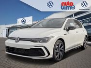 VW Golf, 1.5 VIII eTSI R-Line, Jahr 2022 - Bad Doberan