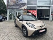 Toyota Aygo, X Team D Komfort Sicht Paket Bi-Tone, Jahr 2024 - Steinfurt