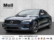 Volvo S60, Plus Dark B5 AWD Benzin digitales Sitze, Jahr 2024 - Wuppertal