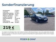 VW Golf, 1.5 VIII R-Line eTSI DA, Jahr 2023 - Dessau-Roßlau