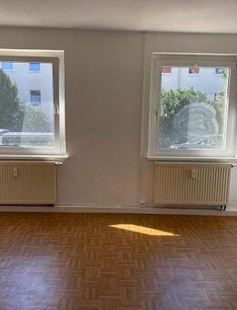 2-Raum-Wohnung im Erdgeschoss mit großer Küche - Oschersleben (Bode)