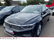 VW Passat Variant, 2.0 TDI Elegance P, Jahr 2023 - Weiden (Oberpfalz)