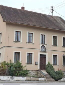 Charmantes Einfamilienhaus mit Garage und Garten - Burghaslach