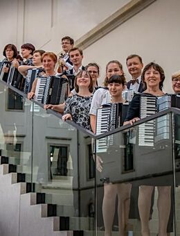 Akkordeon, Klavier, Bandoneon Unterricht in Dresden, auch online. Musikverein Akkamerata e.V. - Dresden