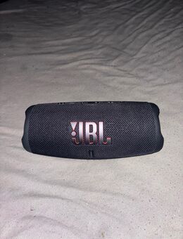 Verkaufe meine JBL Charge 5 Bluetooth Lautsprecher - Potsdam
