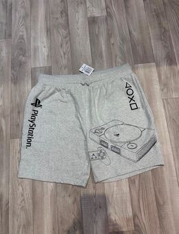 Kurze Sporthose im PlayStation-Style, neu, Gr. XL - Leverkusen
