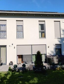 Luxus-Stadtville bei Leipzig - Erstbezug 2022 | PV-Anlage | Wärmepumpe | Top-Ausstattung - Taucha