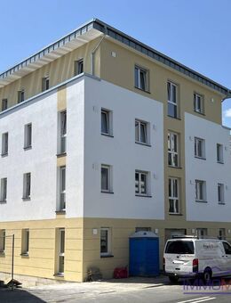 Wohnung im zweiten Obergeschoss und Tiefgaragenstellplatz in Siegburg zu verkaufen - Siegburg