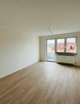 Hell - freundlich - modernisiert: Gemütliche Wohnung mit Balkon - Klingenberg (Main)