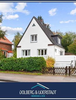 Vermietetes Zweifamilienhaus in beliebter zentraler Lage von Hamburg-Rahlstedt - Hamburg