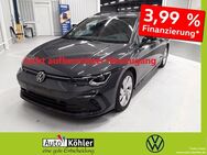 VW Golf Variant, R-Line Display, Jahr 2022 - Mainburg