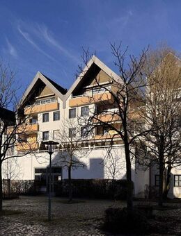 Wohlfühl-Wohnung mit Ausblick! 2,5-Zimmer-Dachwohung in Kirchheim - Kirchheim (München)