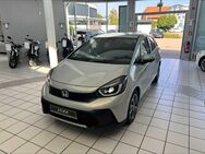 Honda Jazz, 1.5 Hybrid e HEV Advance Toter-Winkel, Jahr 2022 - Laatzen