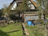 Freistehendes Haus mit großem Garten und viel Potenzial freut sich auf fleißigen Handwerker! - Schorndorf (Baden-Württemberg)