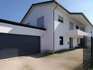 Einfamilienhaus mit ELW- ruhig gelgen in zweiter Reihe - - Dillingen (Donau)