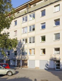 Renovierte 2-Zimmer-Wohnung in Duisburg - Duisburg