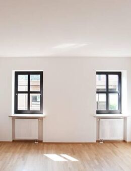 Für Kapitalanleger: 3-Zi.-Wohnung mit Balkon und Galerie im Herzen von Rottenburg - derzeit vermietet - Rottenburg (Laaber)