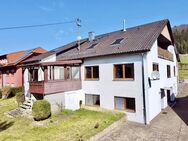 Großzügiges Wohnhaus mit 3 Wohneinheiten in sonniger Lage - Burladingen