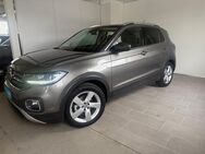 VW T-Cross, 1.0 TSI Style ActiveInf, Jahr 2020 - Arnsberg