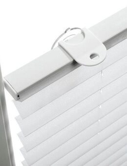 GARDINIA Dachfensterplissee, blickdicht, ohne Bohren, Saugnäpfe, passend für Velux Dachfenster, in Crush-Optik