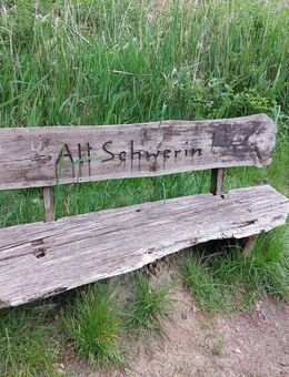 Sofortbezug - Haus nahe Plauer See - ideal für Familien, mit sehr großem u. teilbarem Süd-Grundstück - Alt Schwerin