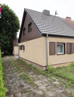 Kleine DHH mit grossem Tobegarten sucht kreative Handwerker - Eberswalde