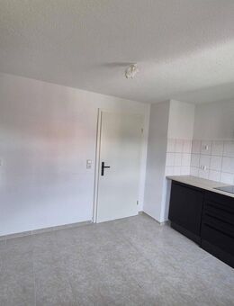 Erstbezug nach Modernisierung, helle Maisonettewohnung - Hildrizhausen