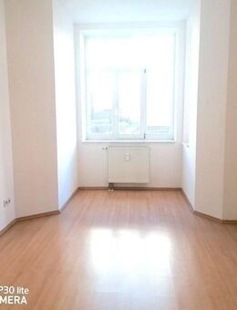 !! kleine 2-Zimmer-Wohnung im Stadtteil Bernsdorf, UNI-Nähe !! - Chemnitz