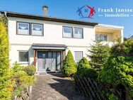 Freistehendes Einfamilienhaus in Gerolstein-Büscheich - mit Garage, Garten, Terrasse & Balkon - Gerolstein