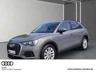 Audi Q3, 45 TFSI e, Jahr 2021 - Berlin