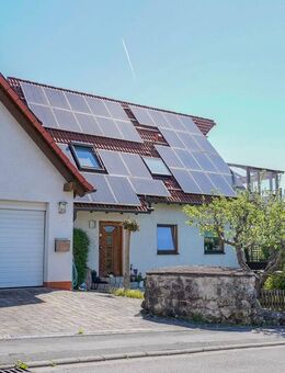 IMMONATION! Zweifamilienhaus in Heroldsbach - Heroldsbach