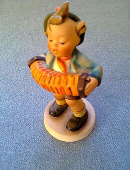 M.I. Hummel Figur No. 185 (Bandoneonspieler) - München