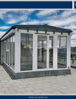 Lichtdurchflutete Maisonette mit Wintergarten und großzügiger Dachterrasse - Augsburg