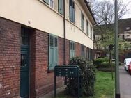 *großzügige 2-Zimmer-Wohnung mit Balkon* - Duisburg