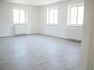 Provisionsfrei! 6-Zimmer-Wohnung in Röttingen / Nähe Altstadt - Röttingen