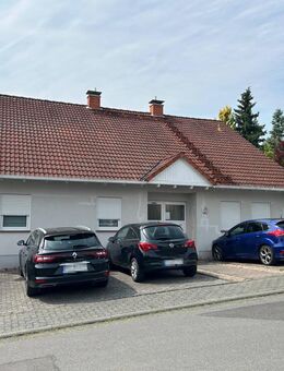 Süße 2-Zi.-Whg. mit Balkon und schöner Aussicht in ruhiger Wohnlage! - Obernburg (Main)