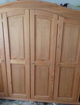 Kleiderschrank - Berlin Spandau