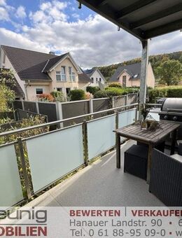 Großzügiges RMH mit 2 Balkonen, Terrasse, EBK & Garage in idyllischer Lage von Hofstetten - Kleinwallstadt