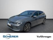 VW Golf, 1.5 VIII eTSI EDITION, Jahr 2024 - Wiesbaden