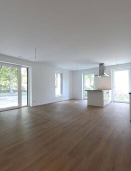 Moderne 3 Zimmer Wohnung mit gehobener Ausstattung in Elbnähe - Wedel