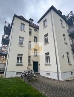 3-Raum-Wohnung in Böhlitz-Ehrenberg mit Tageslichtbad und Balkon - Leipzig
