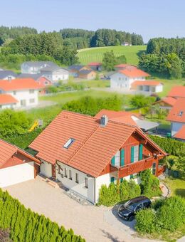 Gemütliches Einfamilienhaus mit Einliegerwohnung und 1.156 m² Grundstück in Rettenbach am Auerberg! - Rettenbach (Auerberg)