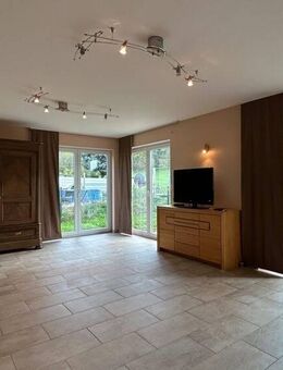 PERL: WOHNHAUS (BJ. 2009), GARTEN UND GROSSE GARAGE IN TOP LAGE - Perl